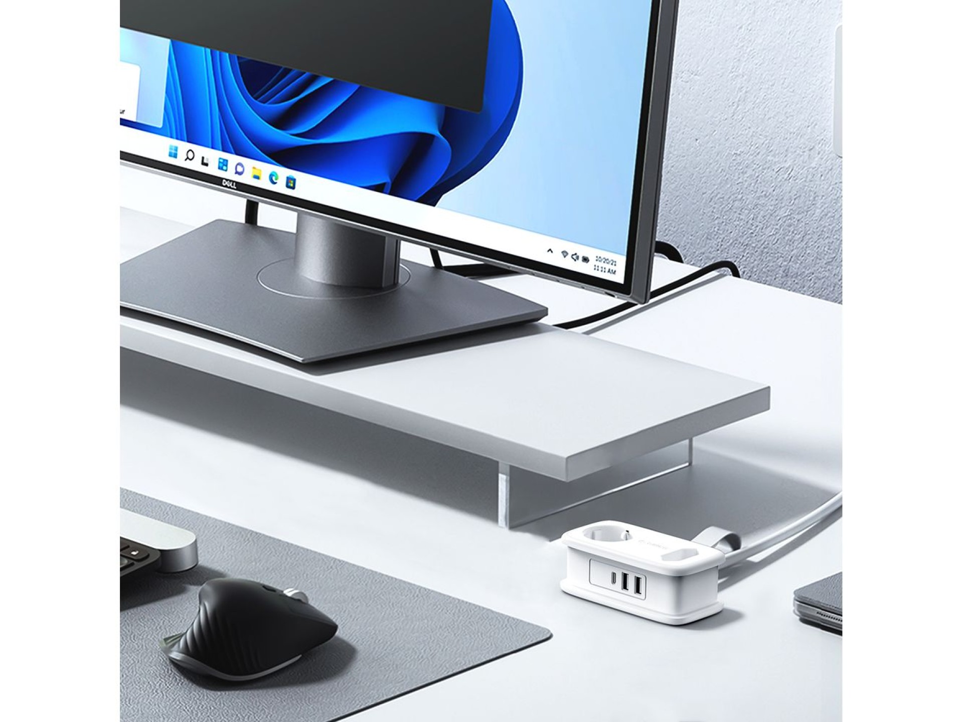 Orico AP3 65W GaN 6in1 Power Strip 2x AC + 2x USB-A + 2x USB-C - White
