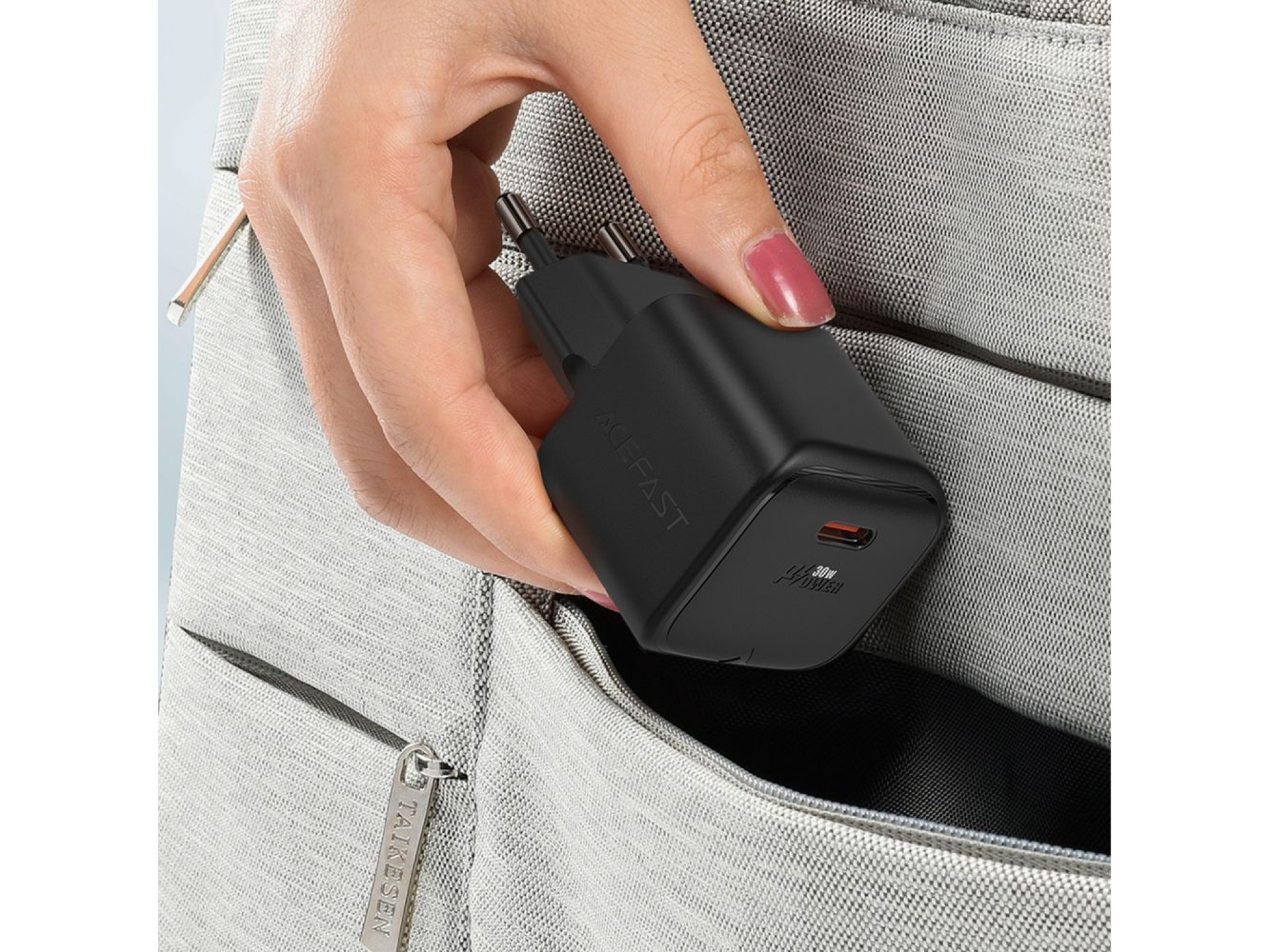 Acefast A77 Mini PD 30W GaN USB-C wall charger - black