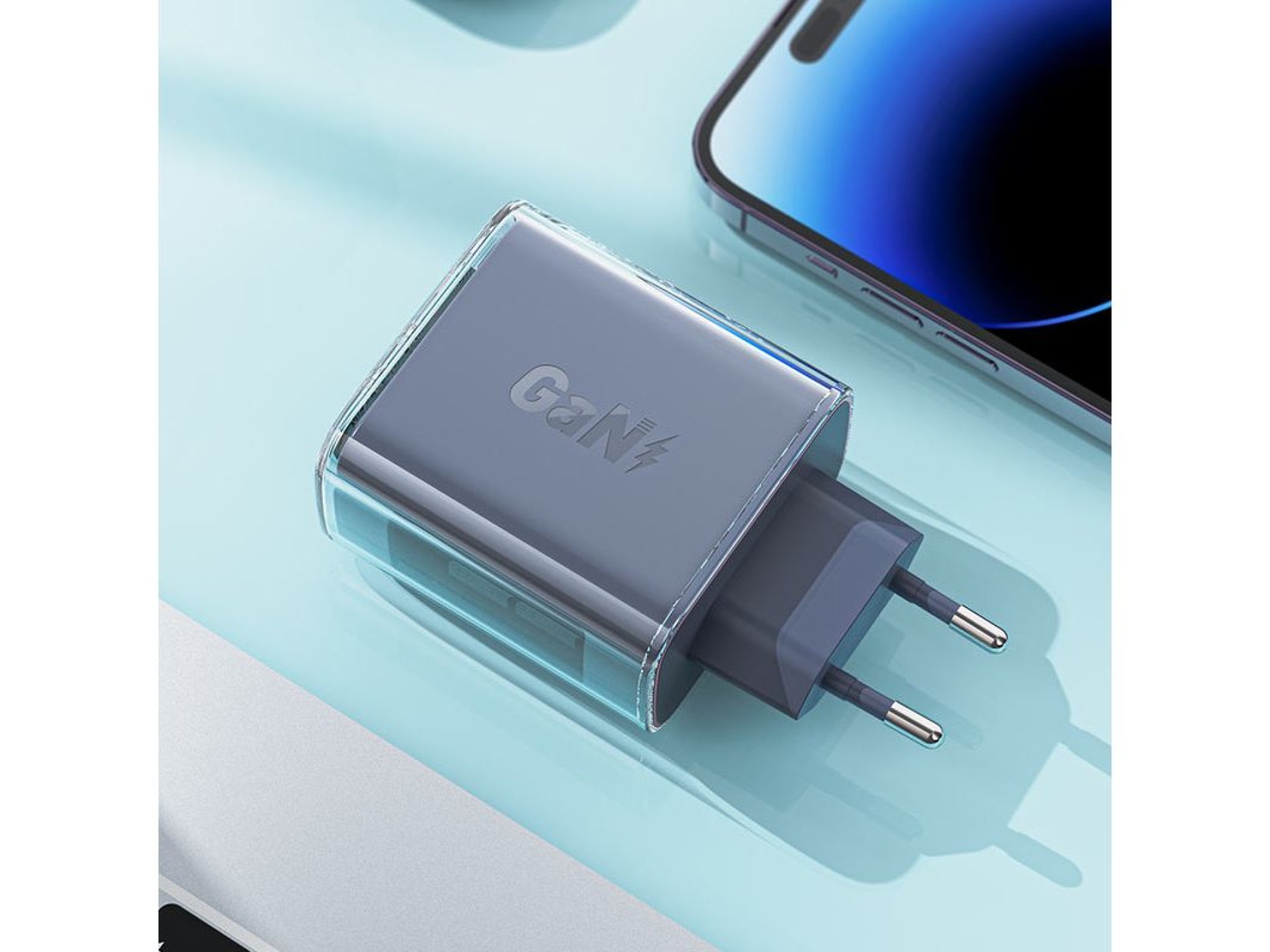 Cargador Acefast GaN de 65 W con 3 puertos (1 USB, 2 USB C), color verde (A45)