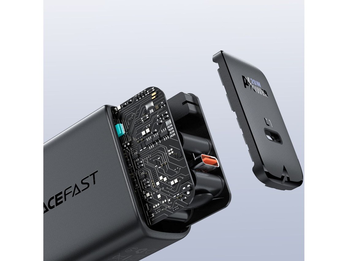Acefast fast USB Type C 20W Power Delivery charger black (A1 EU black)