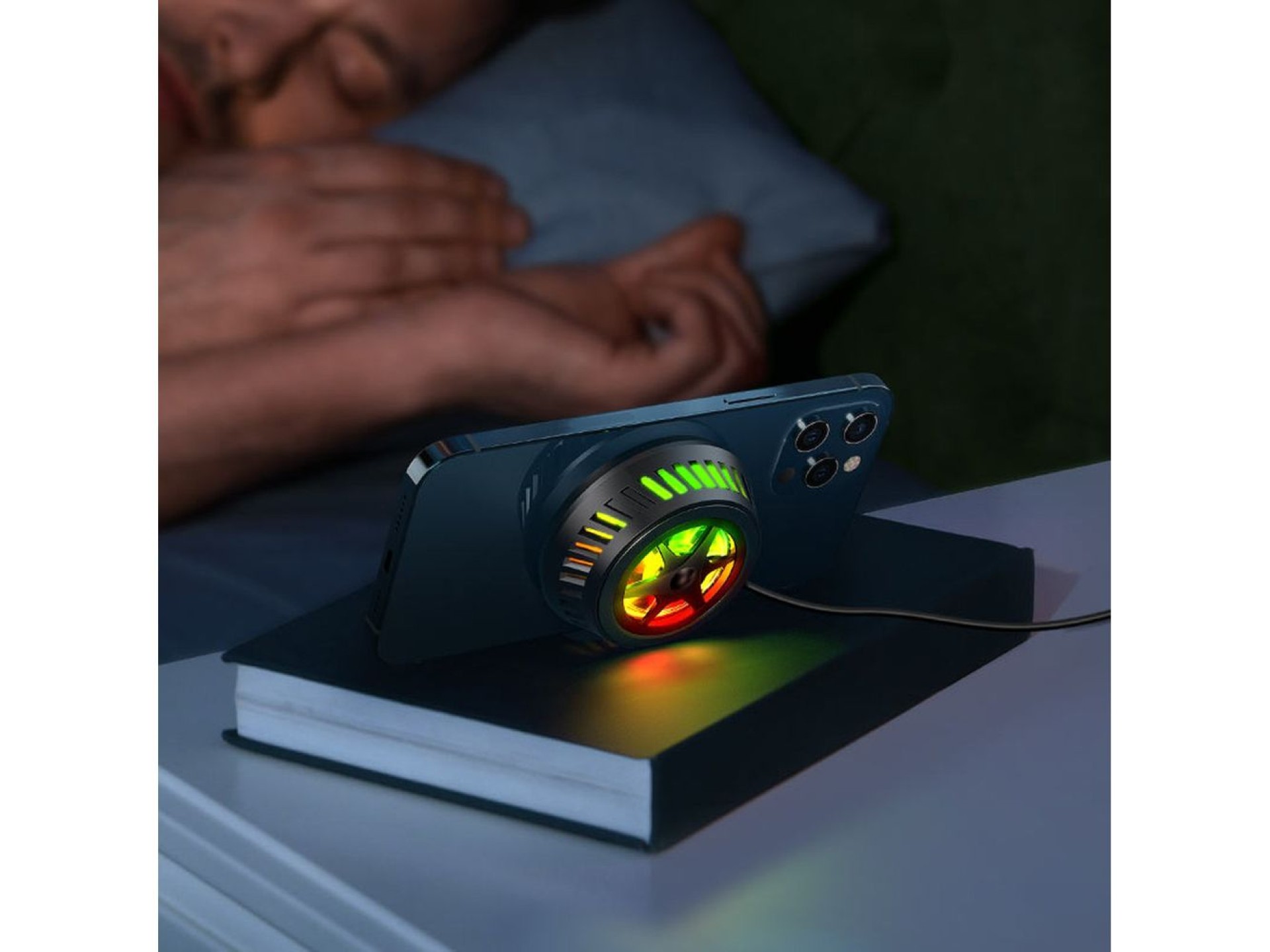 Acefast wireless induction charger with dark gray (E2) cooling system
