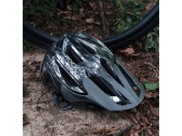 Rockbros LK-99 Mountain Bike Helmet with Adjustable Visor and Magnetic Closure 58-62 cm - Titanium Rockbros LK-99 Mountain Bike Helmet with Adjustable Visor and Magnetic Closure 58-62 cm - Titanium