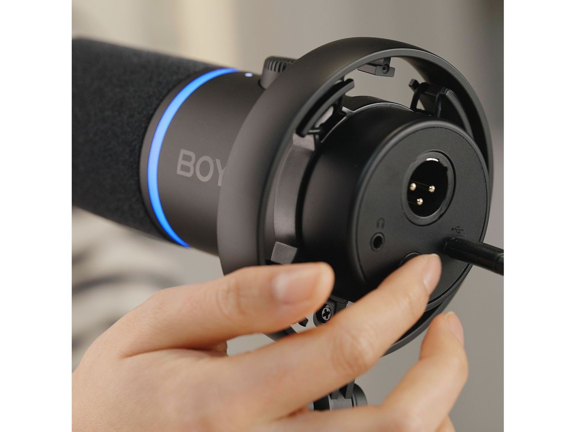 Microfone dinâmico com fio para jogos BOYA CastMic S60, USB XLR - Preto