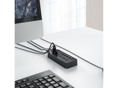 Hub USB-A 3.0 Orico CT2U3-7AB com 7 portas e interruptores - Preto