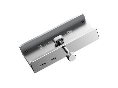 Hub Orico MH5PMM com fixa��o por grampo, USB-C / 2x USB-A 3.0, + SD e TF + �udio de 3,5 mm - Preto