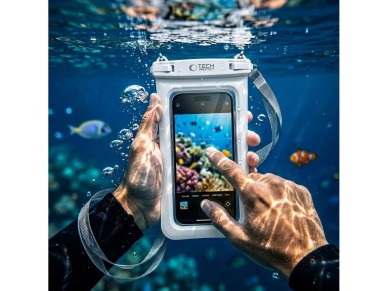 Tech-Protect UWC7 6.9" Waterproof Case - White Tech-Protect UWC7 6.9" Waterproof Case - White