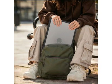 Capa Tech-Protect Velar para MacBook Pro 16" 2021 / 2023 / 2025 / 2026 - Preto Transparente Capa Tech-Protect Velar para MacBook Pro 16" 2021 / 2023 / 2025 / 2026 - Preto Transparente