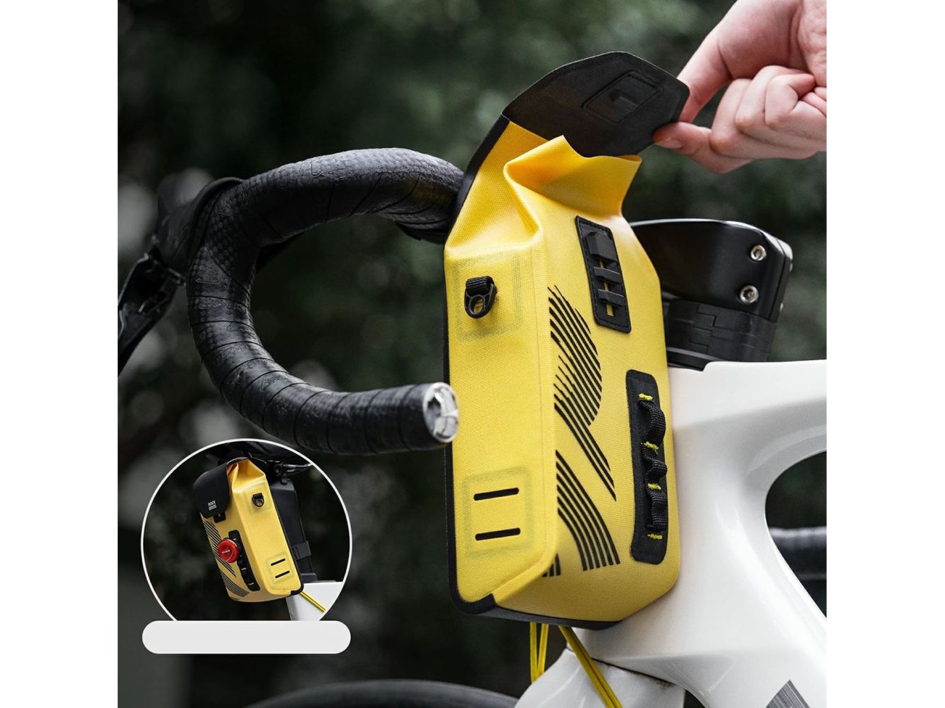 Rockbros AS-160 Waterproof Handlebar Bicycle Bag 1.3L - Yellow