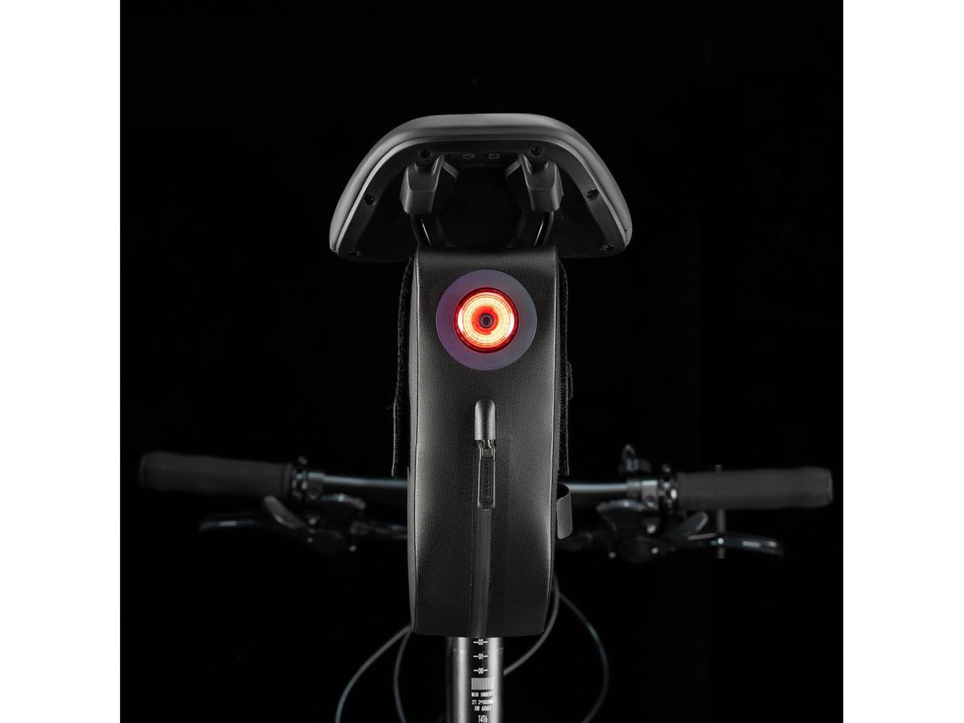 Rockbros AS-078-1 Bicycle Seat Bag with Smart Rear Light 0.8L - Black