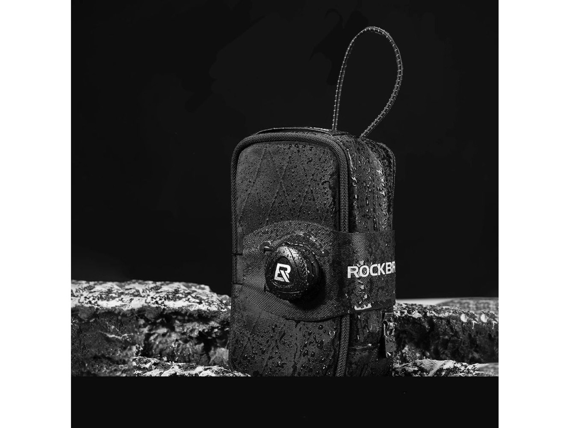 Bolsa de selim para bicicleta Rockbros P010 de 0,2L com suporte para garrafa de 0,6L - Preta