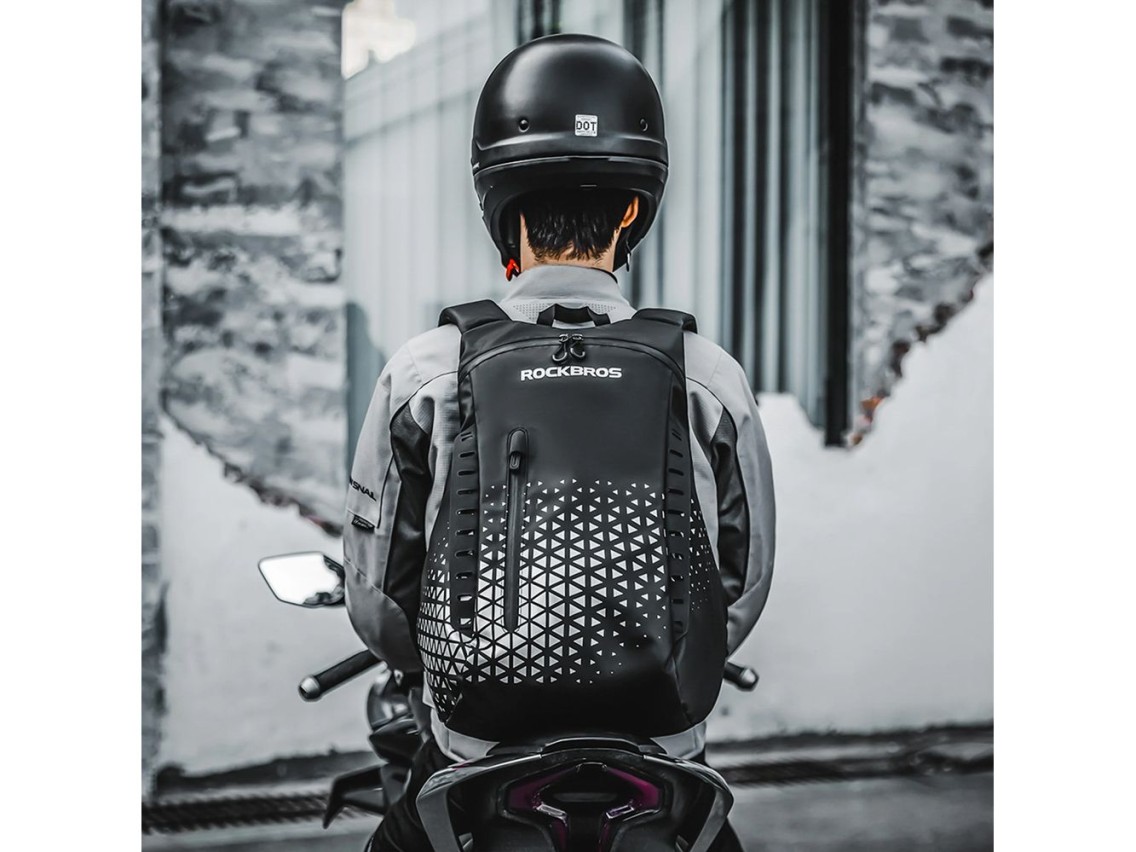 Mochila Rockbros H36 con soporte para casco, 14,5 L - Negra