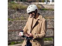 Casco ligero Wozinsky para BMX/Scooter, talla M - Blanco Casco ligero Wozinsky para BMX/Scooter, talla M - Blanco