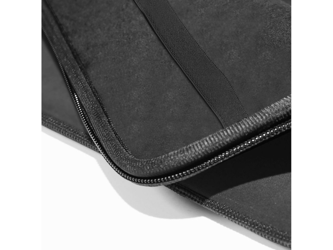 AmazingThing Minimal BasicBag Laptop Bag for MacBook Neo 13" - Black