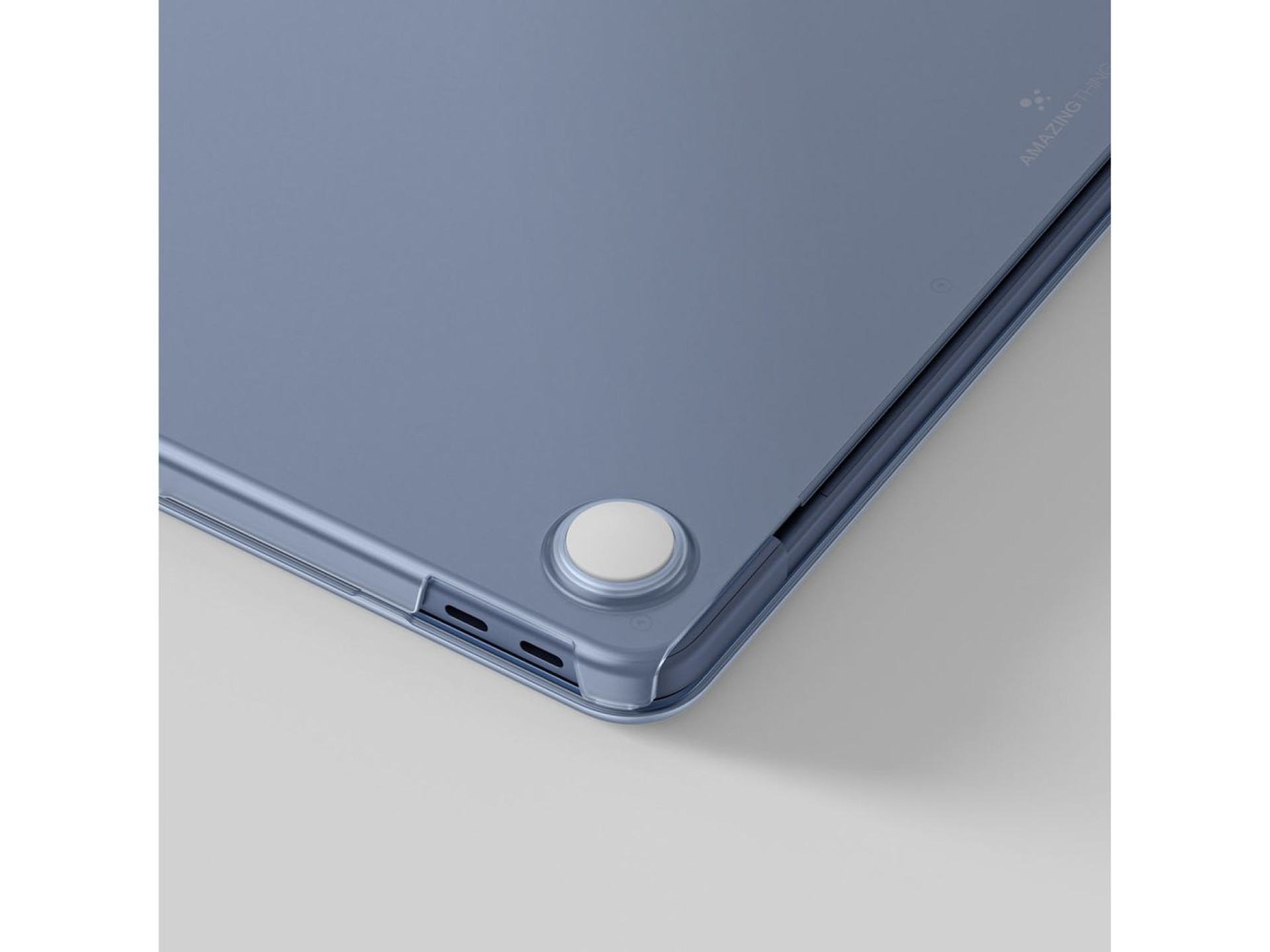 Capa rígida AmazingThing Titan para MacBook Neo 13