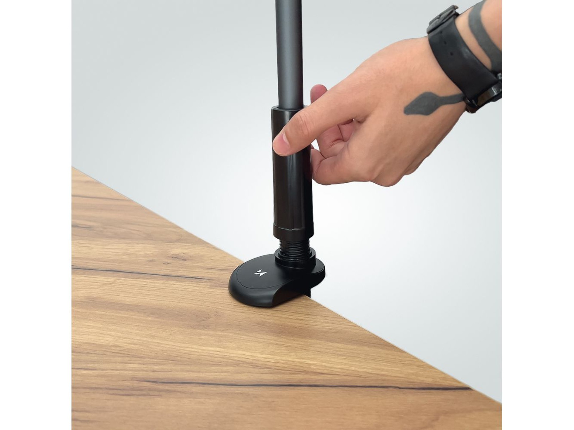 Wozinsky Long Flexible Phone and Tablet Holder Black (WTHBK5)