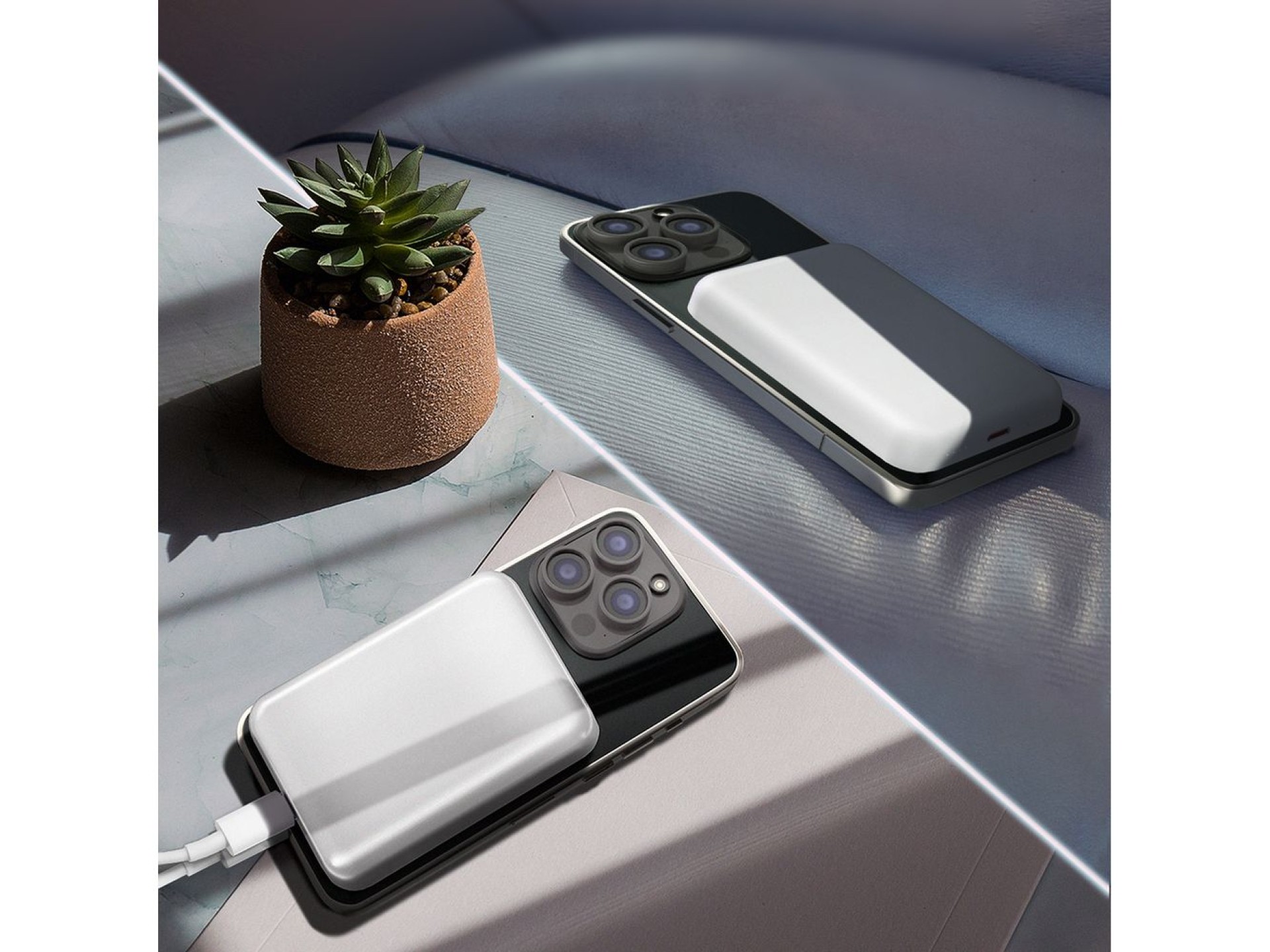 Wozinsky WRW349YWS 10000 mAh Magnetic Power Bank - White