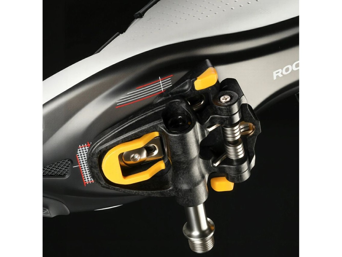 Tacos de pedal Rockbros RD9 SPD em fibra de carbono e liga de titânio - Preto