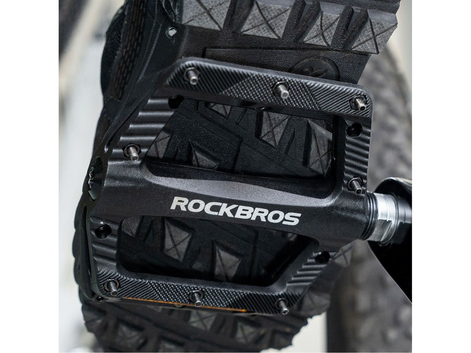Pedais de bicicleta Rockbros BP2501 em nylon refletivo - Preto