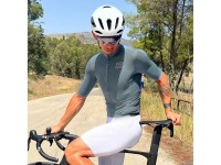 Camisa de ciclismo masculina Rockbros 15120014018 ROAD TO SKY, manga curta, tamanho G - cinza-azulad Camisa de ciclismo masculina Rockbros 15120014018 ROAD TO SKY, manga curta, tamanho G - cinza-azulad
