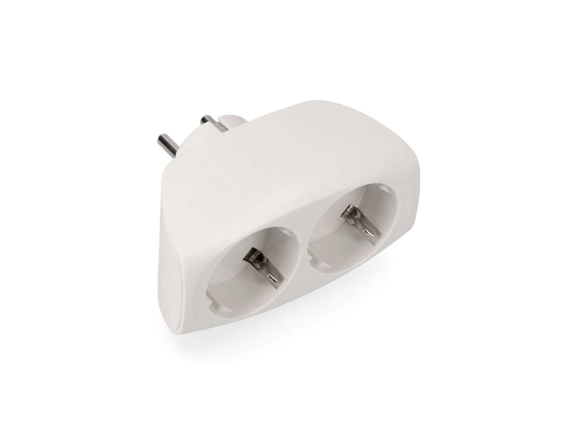 Double adapter 2p+e, 16a 250v~ front input, white (shrink wrapped)
