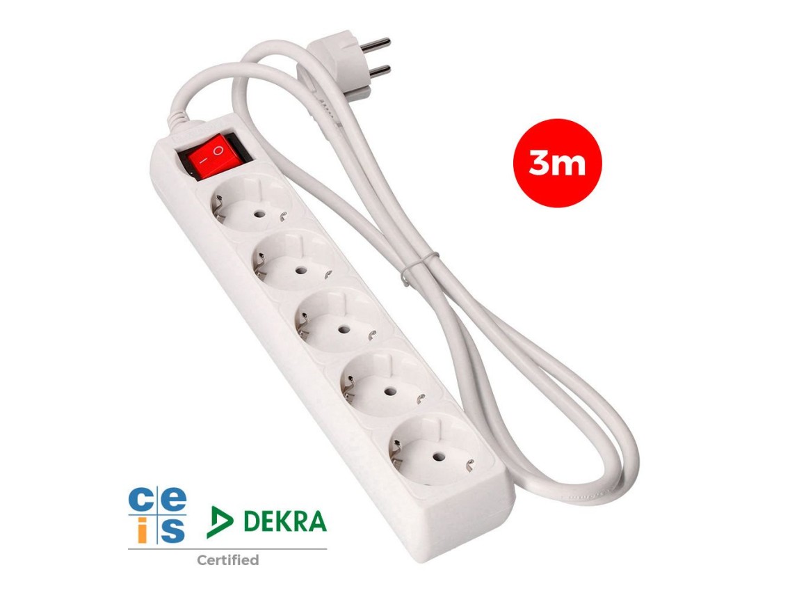 5-outlet multiple socket 2p+e with illuminated switch, 3m of h05vv-f 3g1,5 mm² cable, white