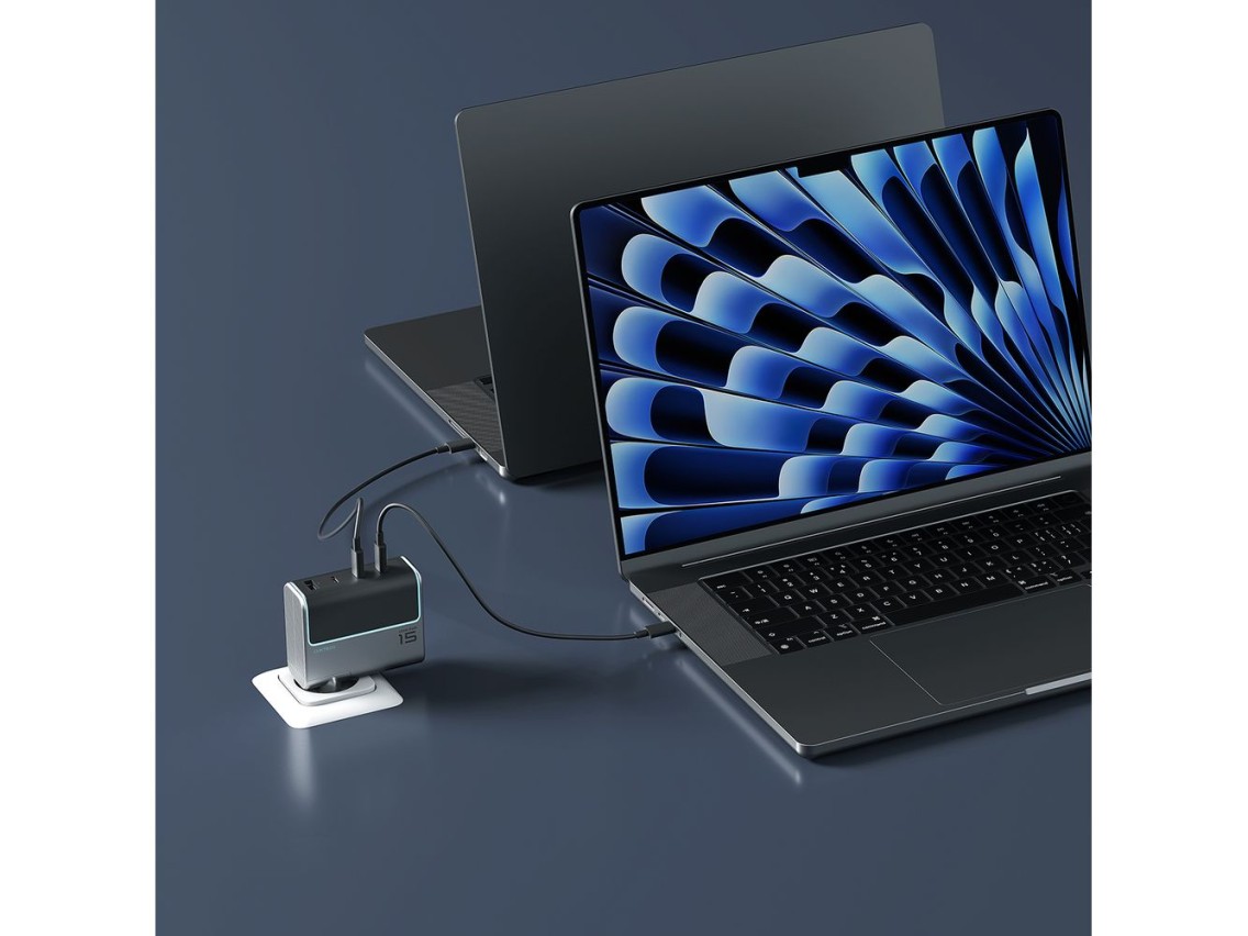 Cargador de pared Cuktech AD1404UEU de 140 W GaN con 3 puertos USB-C + USB-A y cable USB-C - Gris