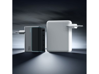 Cargador de pared Cuktech AD1404UEU de 140 W GaN con 3 puertos USB-C + USB-A y cable USB-C - Gris