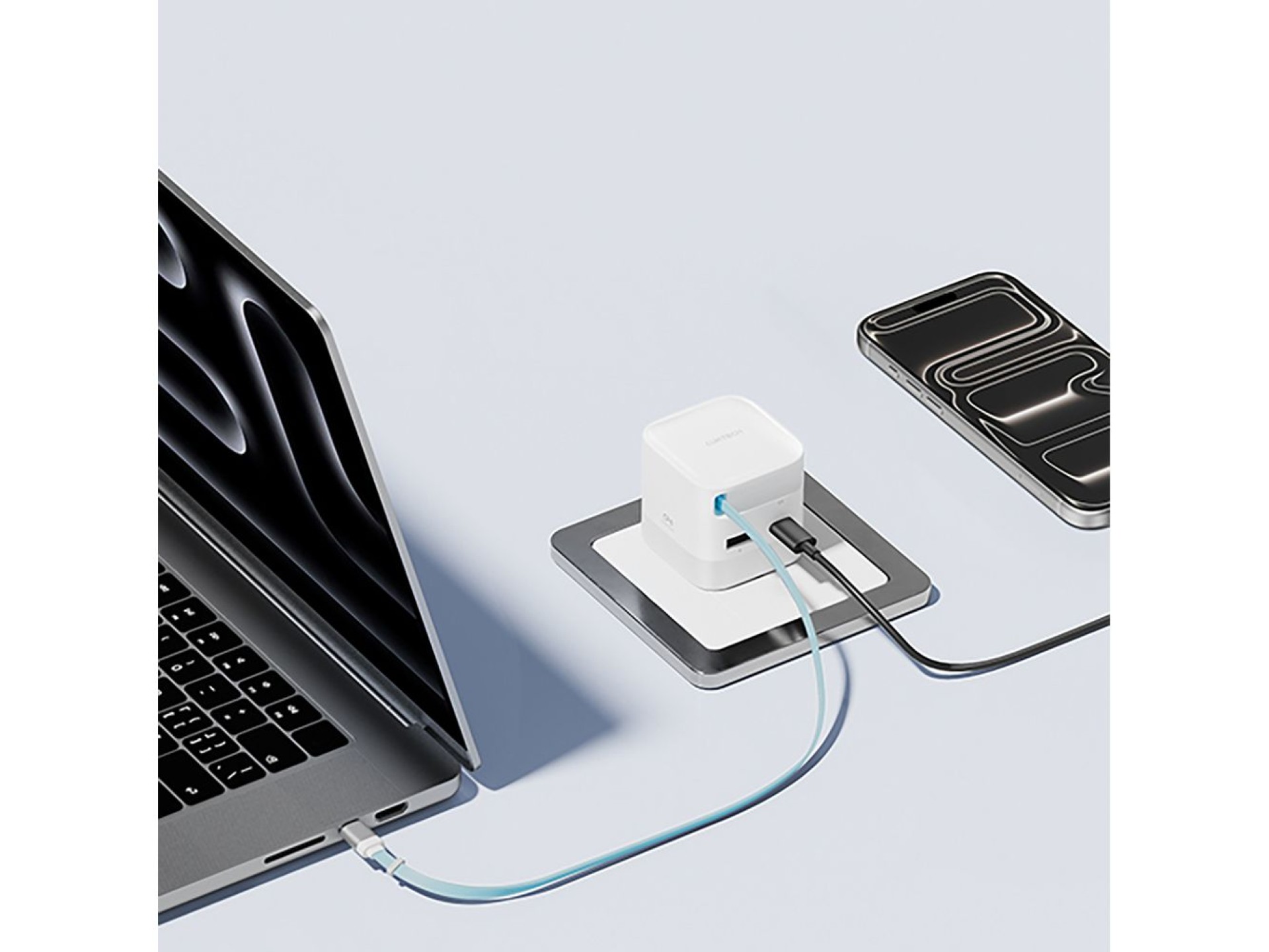 Cargador de pared Cuktech AD653W de 67 W con tecnología GaN, 2 puertos USB-C + USB-A y cable USB-C r