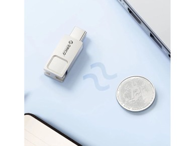 Memoria USB Orico U301 de 256 GB con puertos USB-A, USB-C y USB 3.2 Gen 1 - Plateada