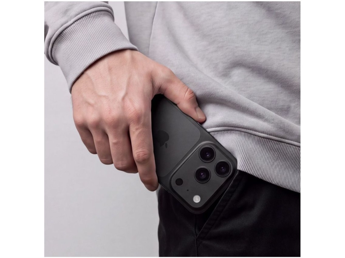 Capa protetora para c�mera Tech-Protect Camalloy Fit+ para iPhone 18 Pro Max - Preta