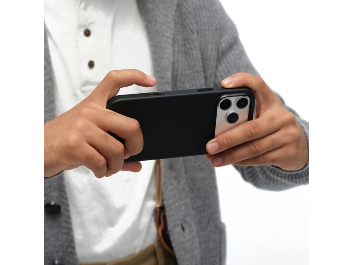 Capa Moft Snap Movas MagSafe para iPhone 17 Pro preta