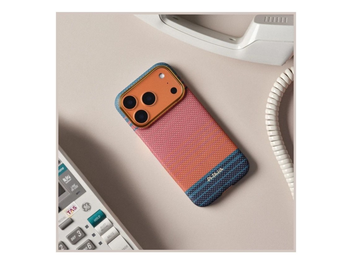 Capa PITAKA Edge Case California Dream 04 para iPhone 17 Pro pôr do sol