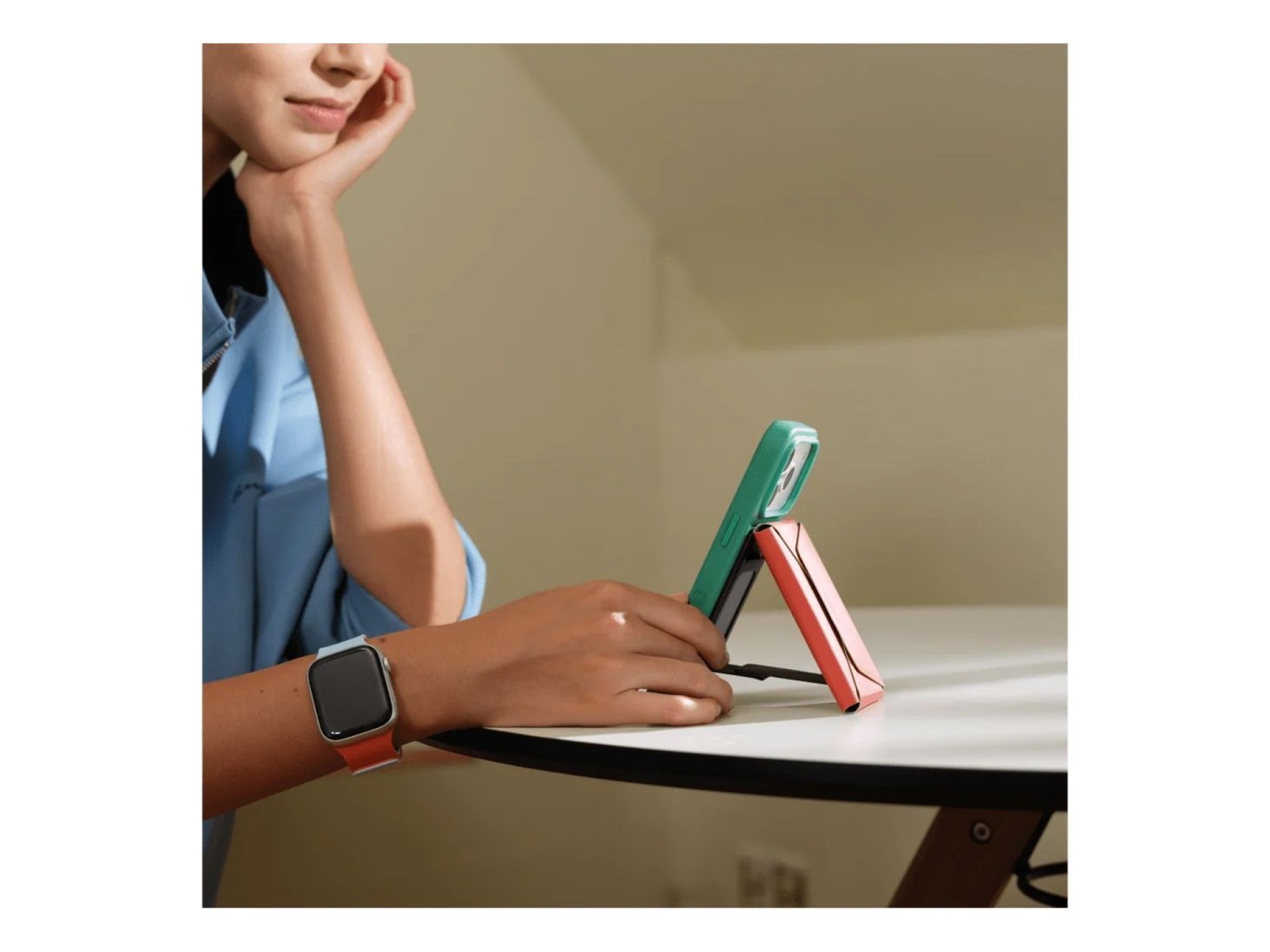 Carteira magnética Moft Agile Travel MagSafe para tripé na cor argila