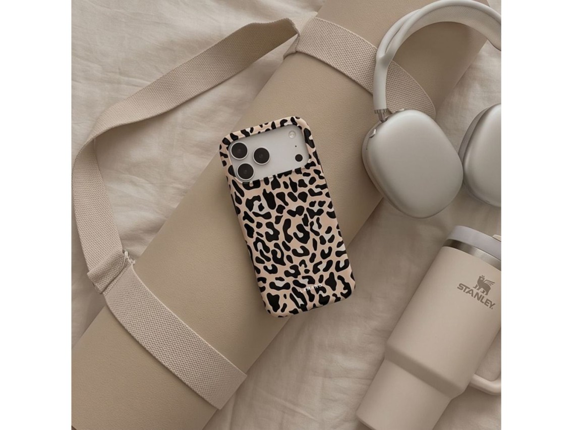 Tech-Protect Lamano MagSafe Case for iPhone 18 Pro Max / 17 Pro Max - Beige/Black