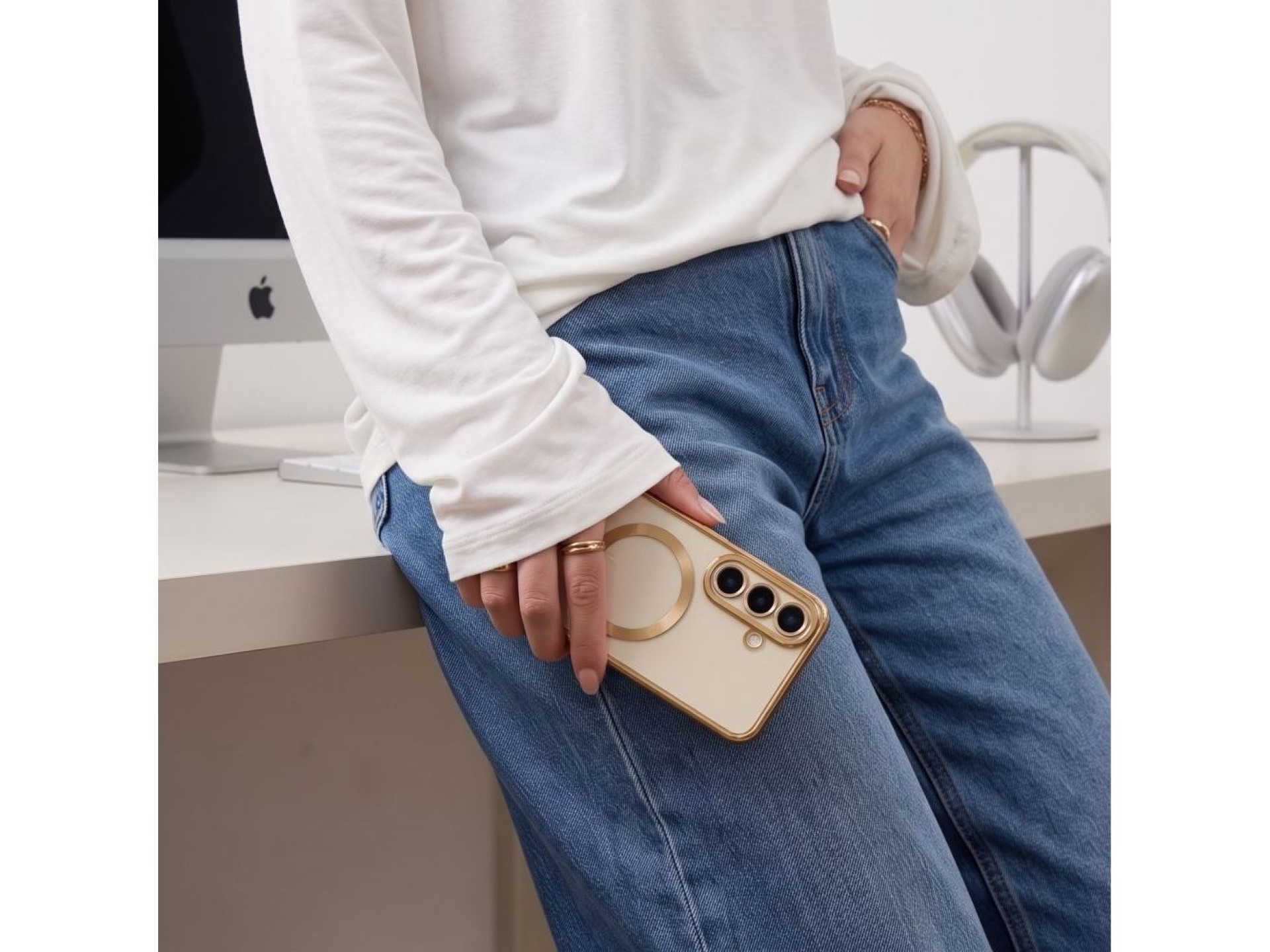 Capa Tech-Protect MagFlex para Samsung Galaxy S26 FE - Dourada