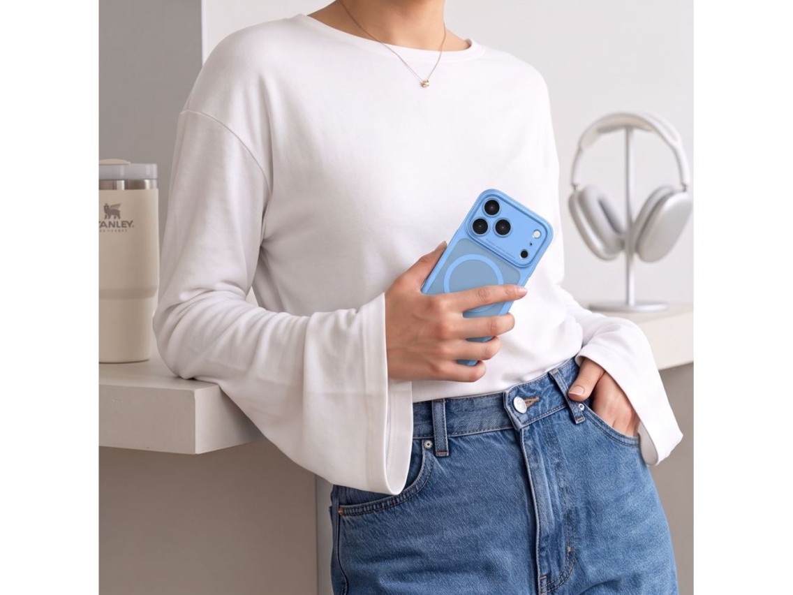 Tech-Protect MagPeak MagSafe CC Case for iPhone 18 Pro Max / 17 Pro Max - Light Blue Matte