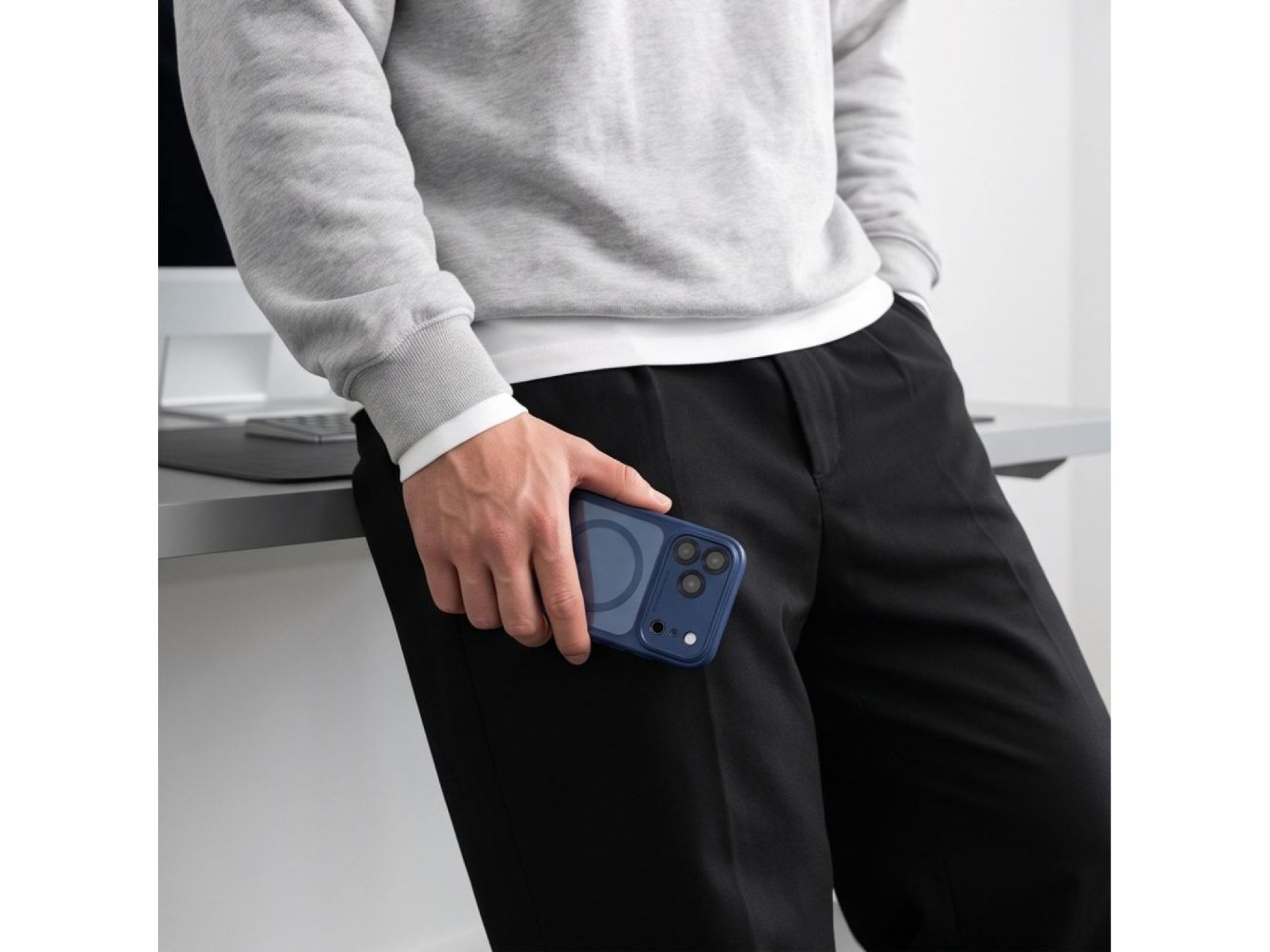 Capa Tech-Protect MagPeak MagSafe CC para iPhone 18 Pro Max / 17 Pro Max - Azul Marinho Transparente