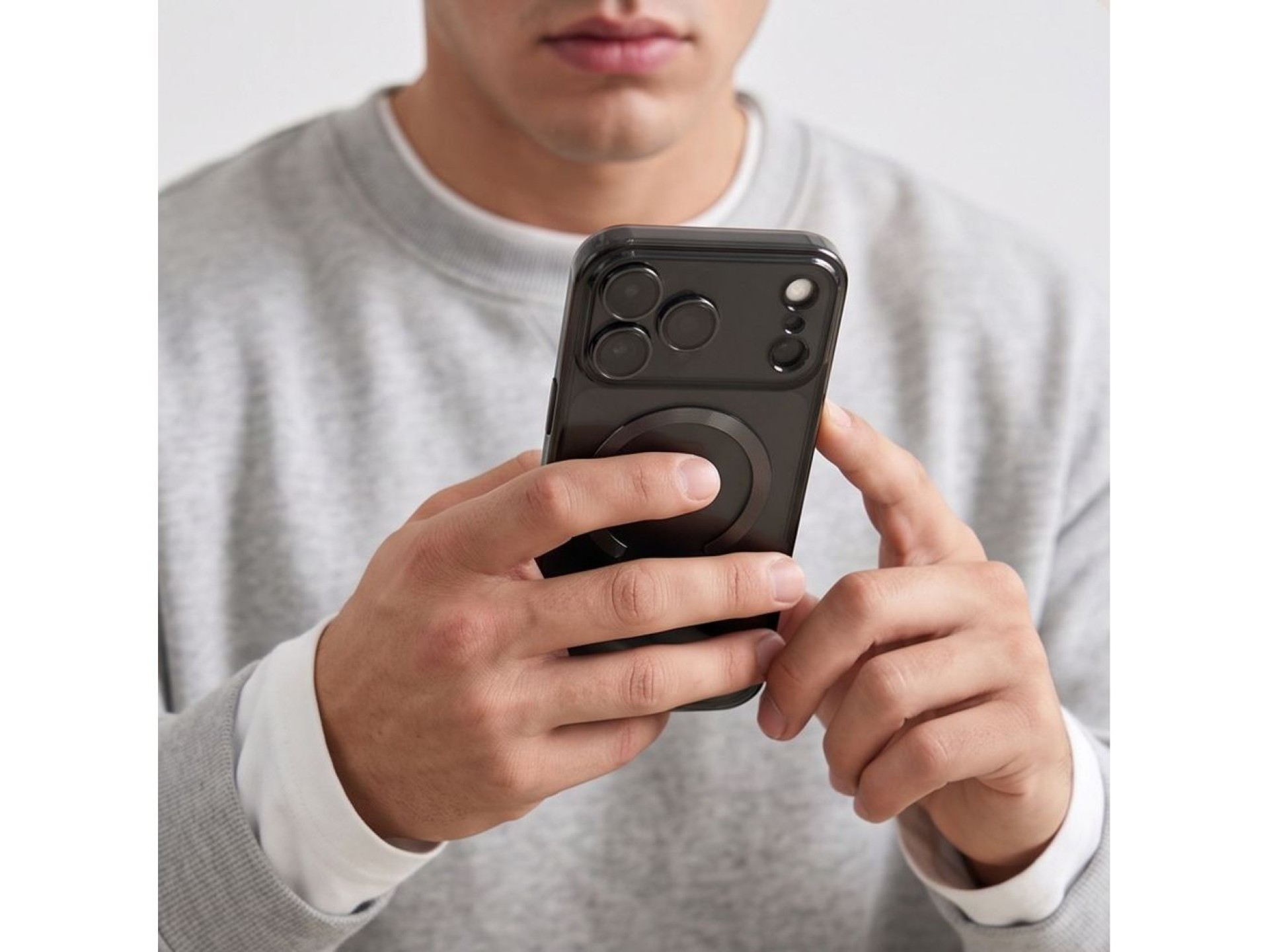 Capa Tech-Protect MagFlex para iPhone 18 Pro Max / 17 Pro Max - Preta