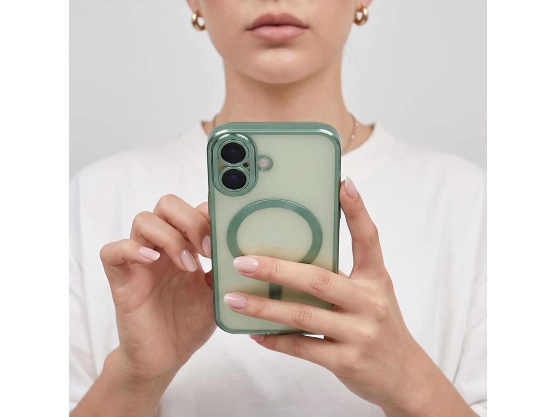 Capa Tech-Protect MagFlex para iPhone 17 - Verde Fosco