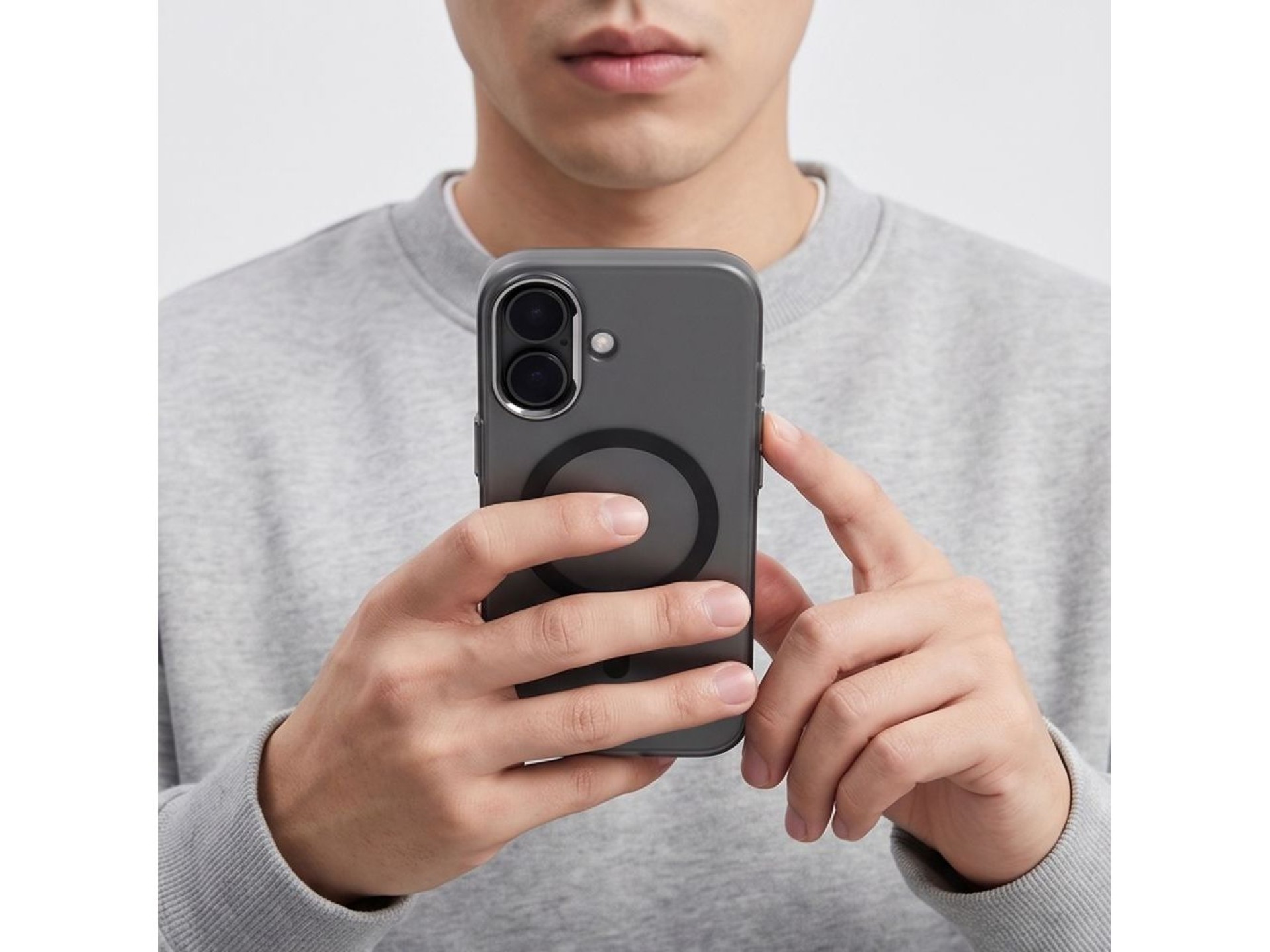 Tech-Protect MagZero MagSafe case for iPhone 17 - matte black