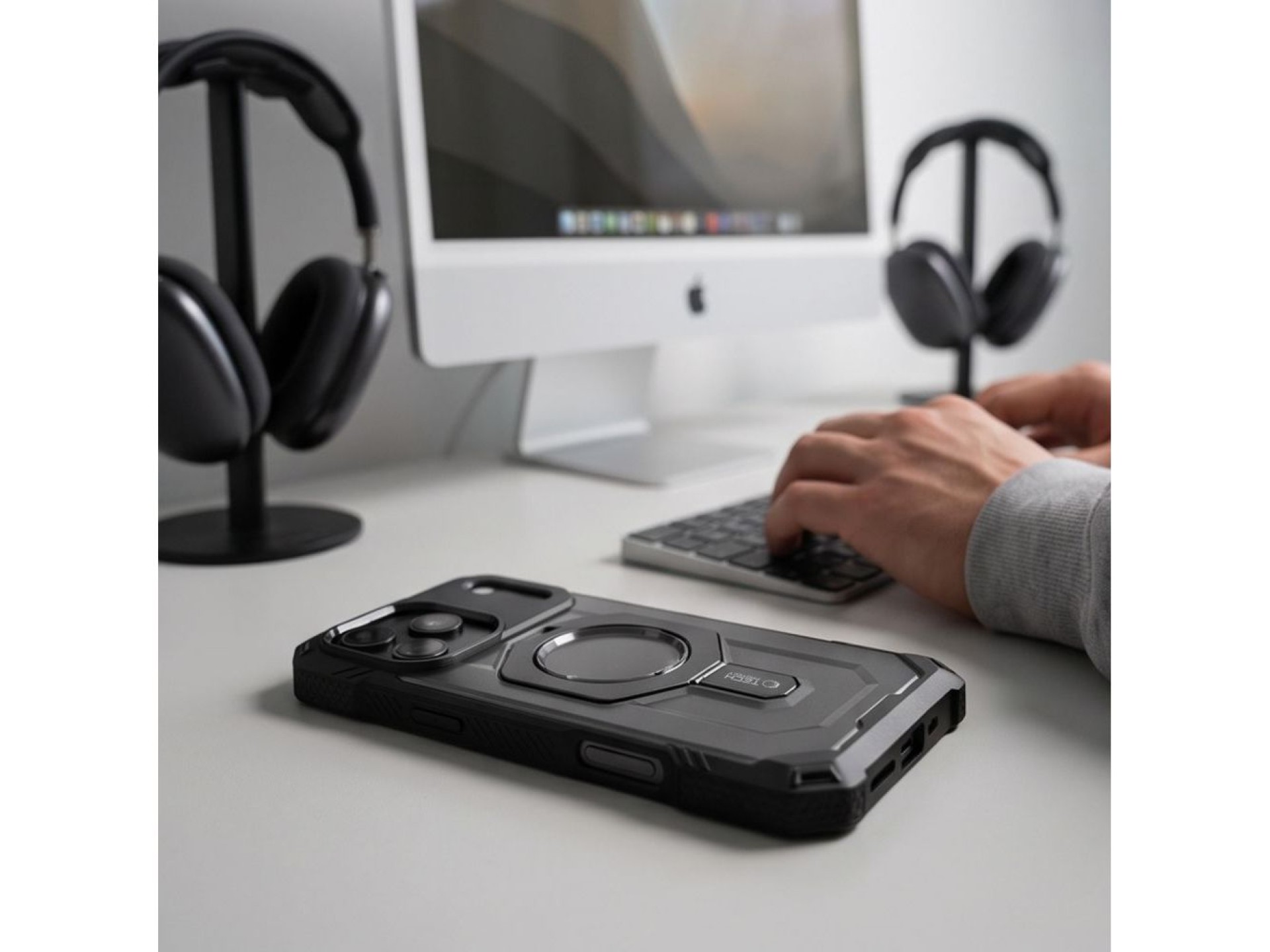 Tech-Protect MagForce MagSafe case for iPhone 17 Pro / 18 Pro - matte black