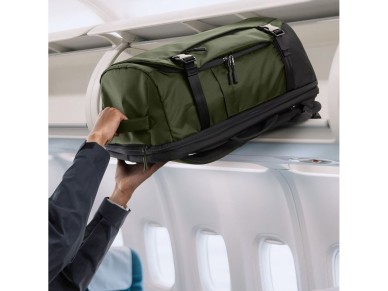Mochila para port�til Tech-Protect Defender S70 RYANAIR & WIZZAIR de 24 L - Verde oscuro