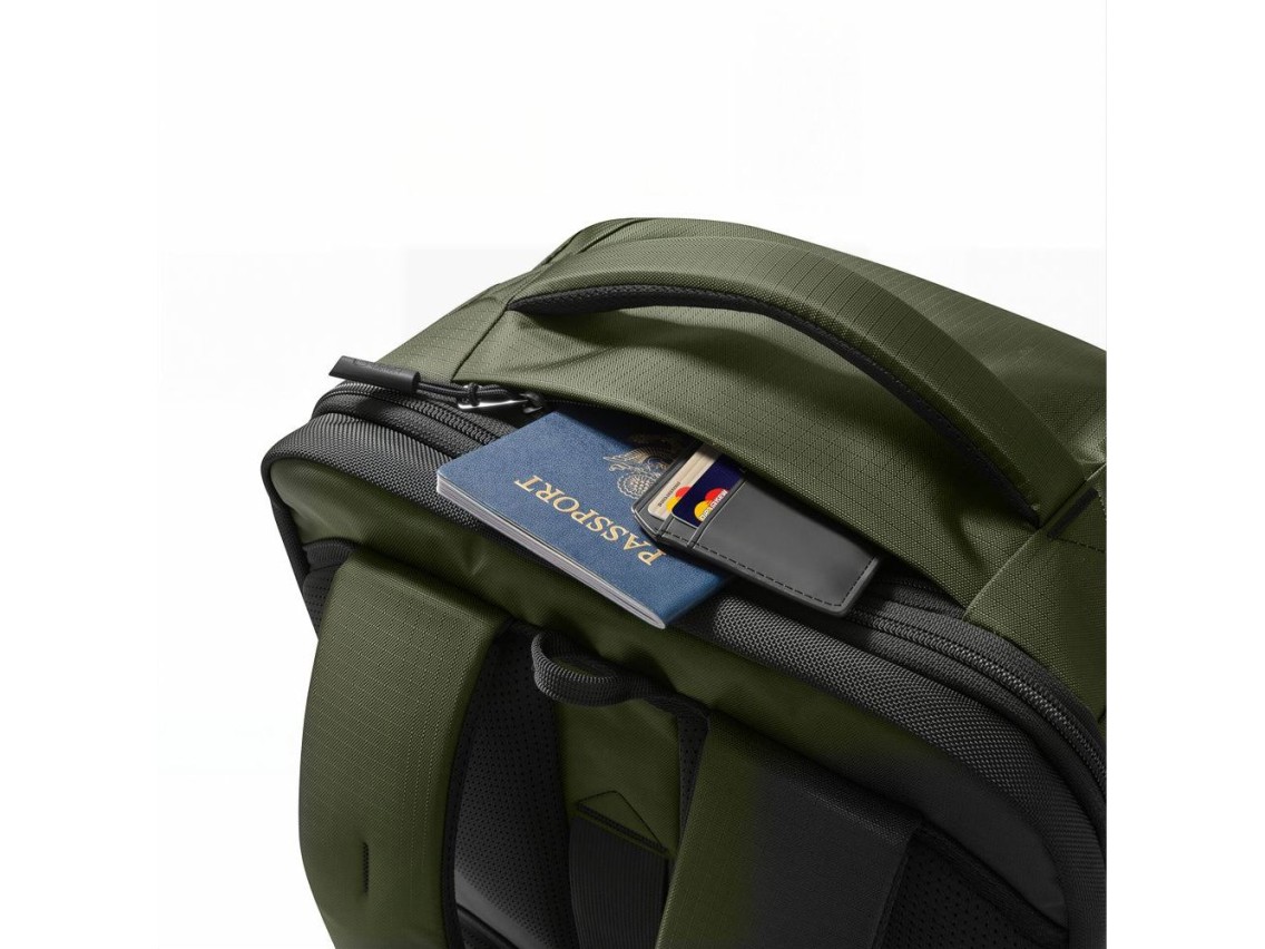 Mochila para portátil Tech-Protect Defender S70 RYANAIR & WIZZAIR de 24 L - Verde oscuro