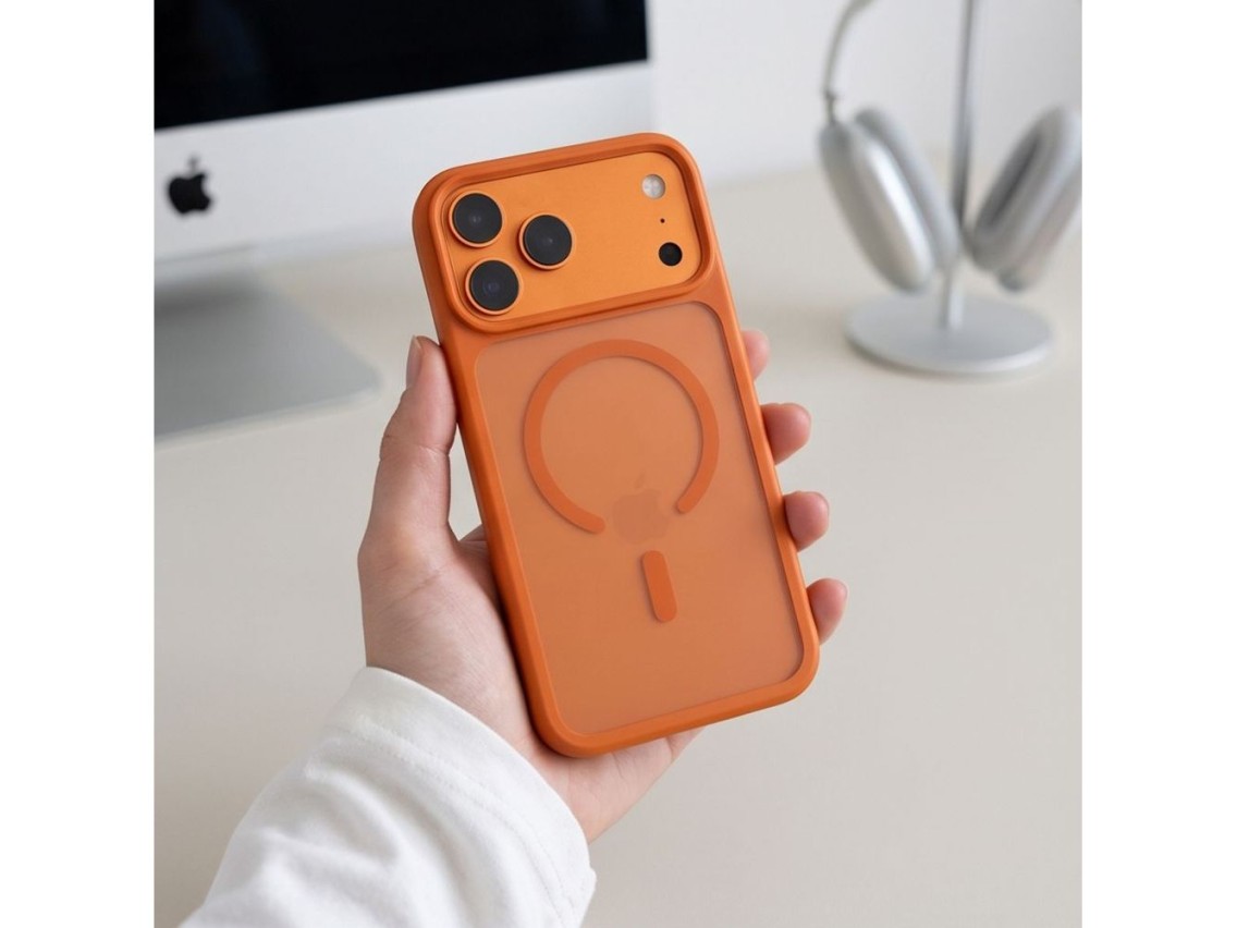 Capa Tech-Protect Magmat Magsafe CC para iPhone 18 Pro / 17 Pro - laranja fosco