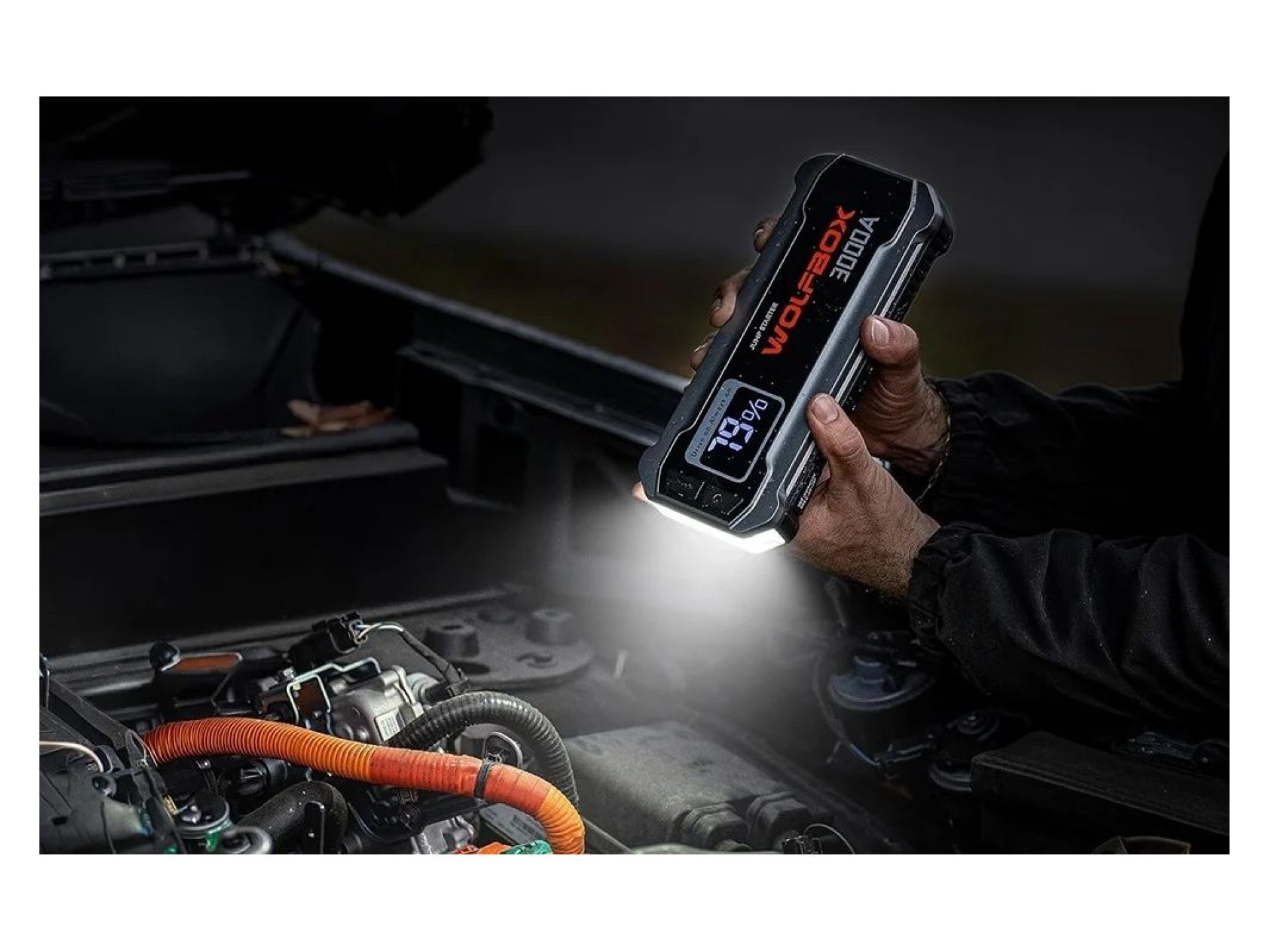 WOLFBOX MegaVolt 16 16,000 mAh 3,000 A Jump Starter