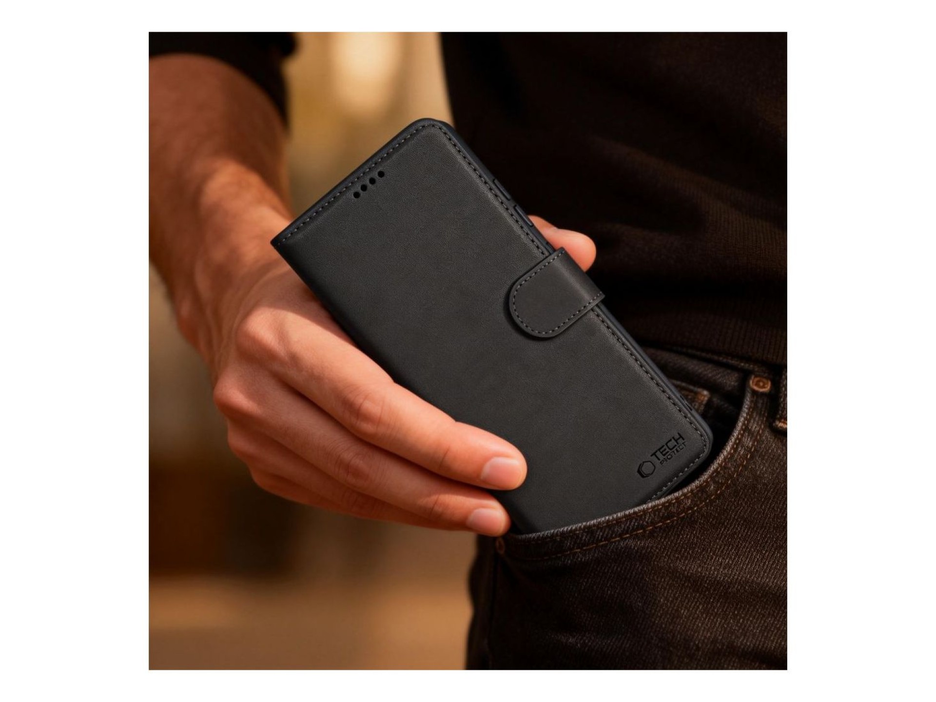 Capa carteira Tech-Protect para Motorola Edge 70 5G - Preta