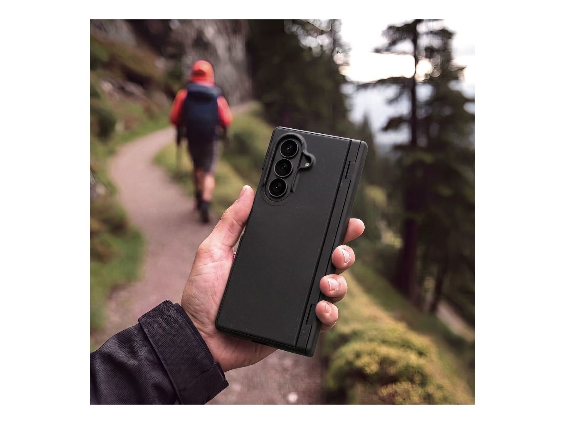 Capa Tech-Protect Kevlar Aura MagSafe para Samsung Galaxy Z Fold 8 Ultra - Preta